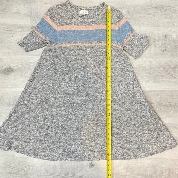 Lou & Grey M Jersey Knit Striped Fit and Flare Dress Grey and Pink Midi Dress - Picture 7 of 17